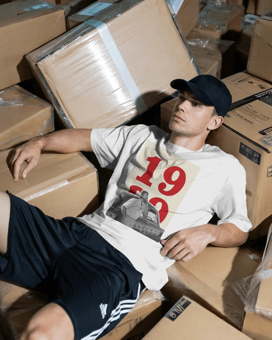 Retro 1970s Classic Car Graphic Tee – Vintage Streetwear Style